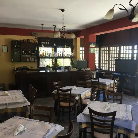 酒店 斯卡拉旅馆 Ágios Matthaíos